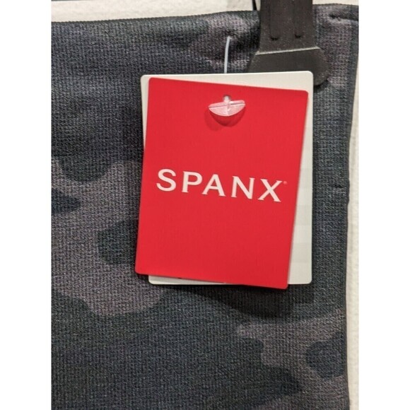 New! SPANX Camo Look At Me Now Seamless Leggings, XS - Picture 8 of 8